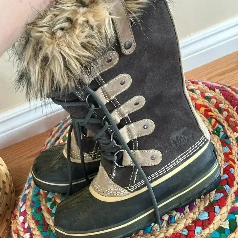 Sorel Waterproof Suede Leather Snow Boots - Picture 4 of 6